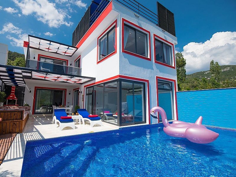 Villa Romance